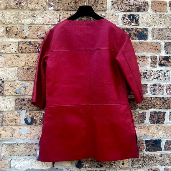 Chanel red leather jacket - Picture 4 of 10